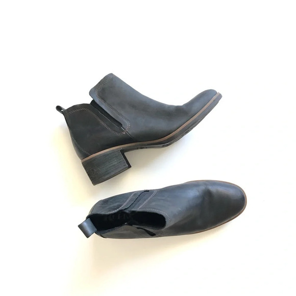 Korks by Korks-Ease Black Leather Tea Ankle Boots 9.5M - Picture 3 of 14